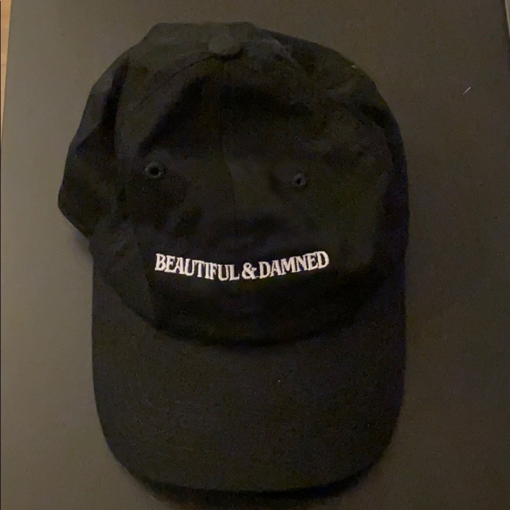 Black baseball cap